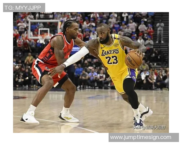 黄蜂对决湖人精彩直播回顾球迷热情高涨赛场盛况不容错过 黄蜂对决湖人精彩直播回顾球迷热情高涨赛场盛况不容错过