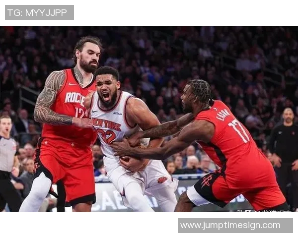 火箭队与尼克斯的激烈对决篮球盛宴引发球迷热情高涨